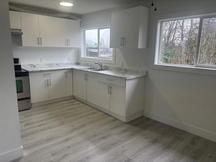 9122 Hiebert Street, Chilliwack, BC, V2P 6C7 - 8