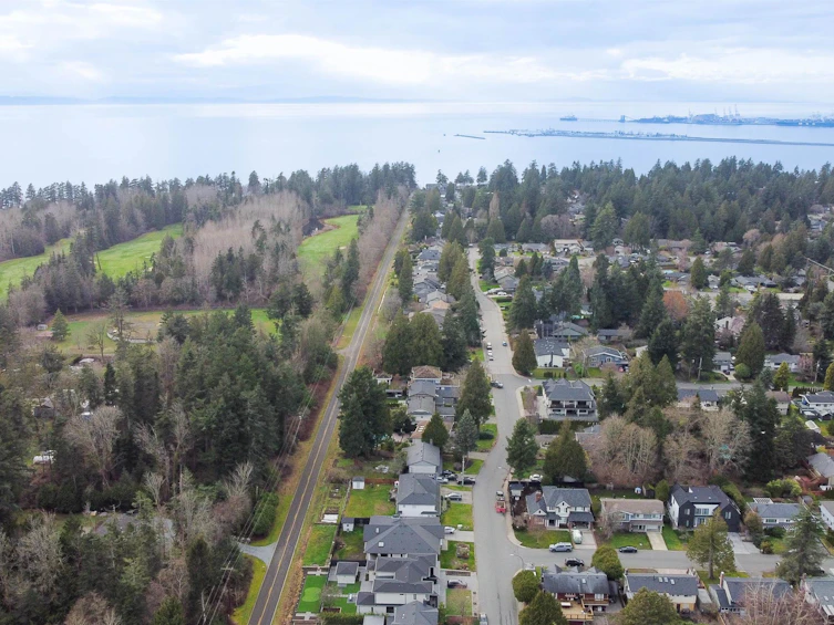 5220 Wallace Avenue, Delta, BC, V4M 1A1 - 39