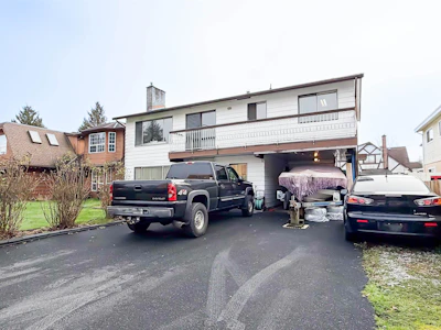 5716 48b Avenue - 3