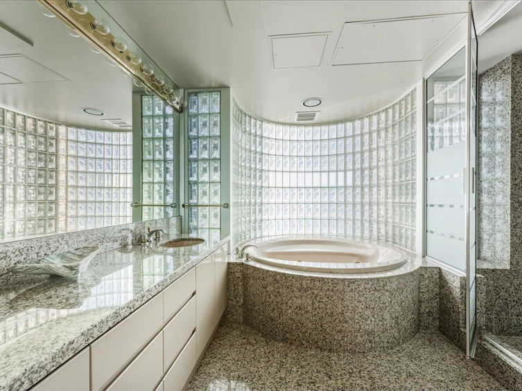 10-2250 Bellevue Avenue, West Vancouver, BC, V7V 1C6 - 26