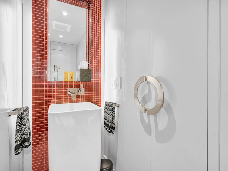 3450 W 8th Avenue, Vancouver, BC, V6R 1Y5 - 13