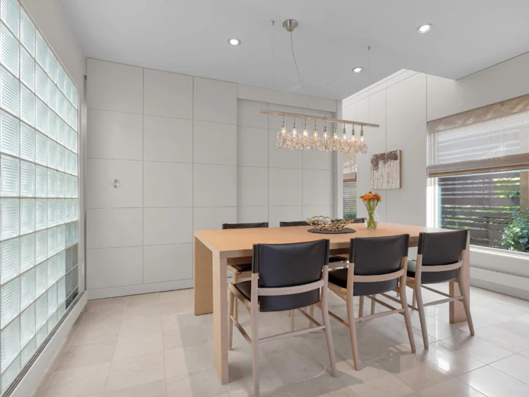 3450 W 8th Avenue, Vancouver, BC, V6R 1Y5 - 24
