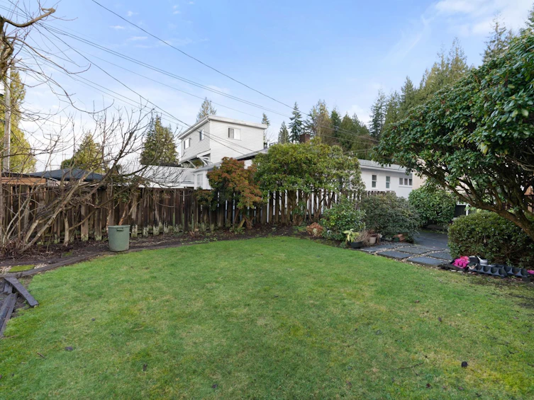 4651 W 16th Avenue, Vancouver, BC, V6R 3E9 - 22