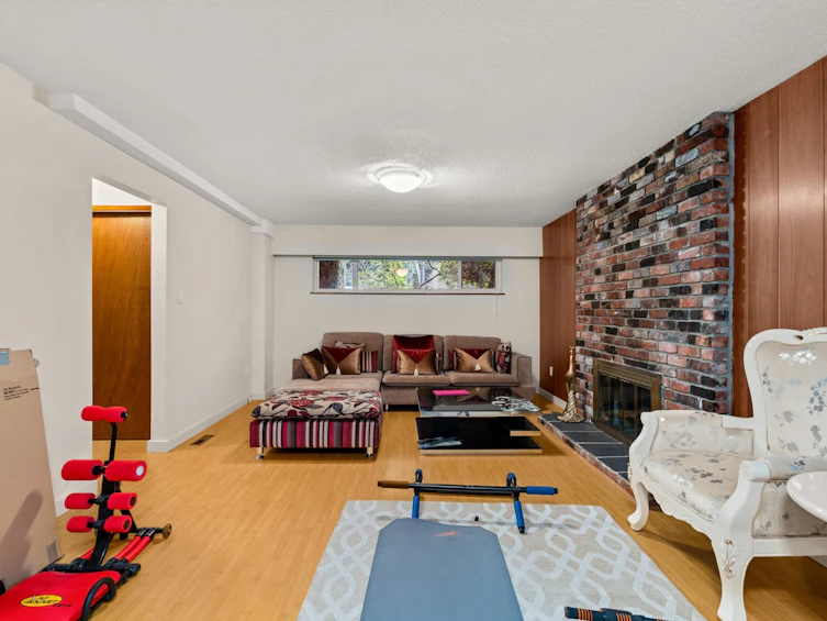4651 W 16th Avenue, Vancouver, BC, V6R 3E9 - 18