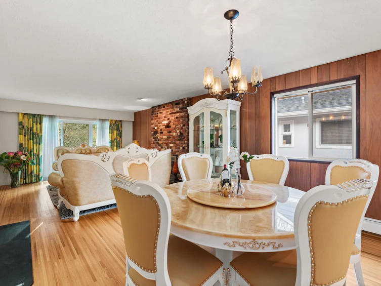 4651 W 16th Avenue, Vancouver, BC, V6R 3E9 - 6