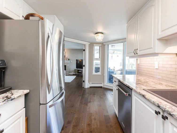 307-15367 Buena Vista Avenue, Surrey, BC, V4B 1Y7 - 10