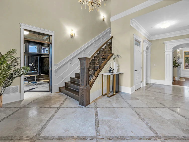 12055 265a Street, Maple Ridge, BC, V2W 1P1 - 2