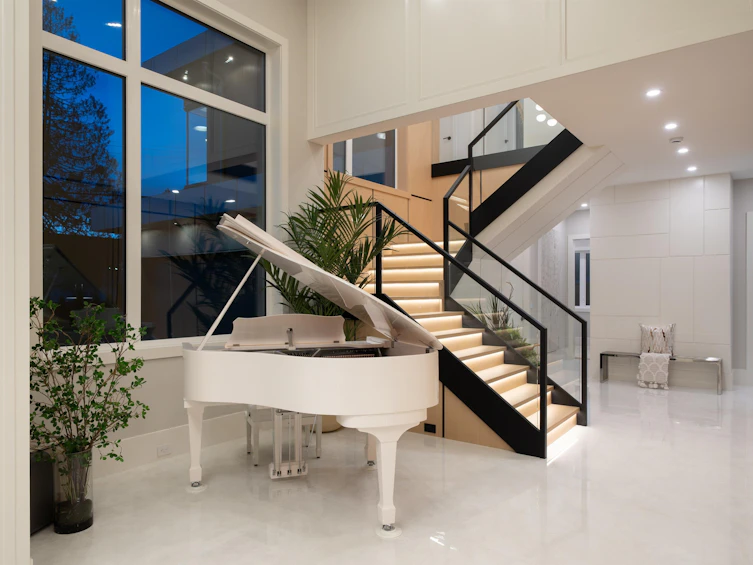 8060 Minler Road, Richmond, BC, V7C 3T7 - 4
