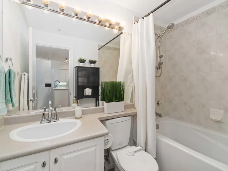 104-2755 Maple Street, Vancouver, BC, V6J 5K1 - 20