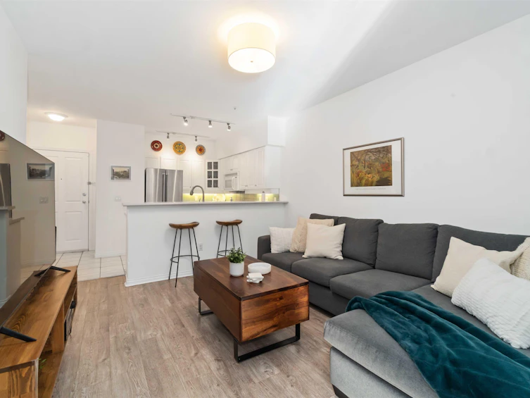 104-2755 Maple Street, Vancouver, BC, V6J 5K1 - 9
