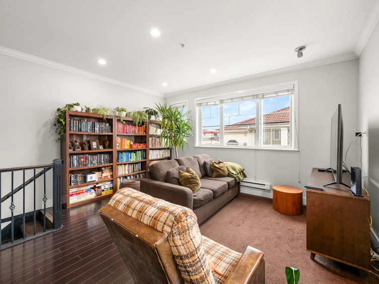1407 E 28th Avenue, Vancouver, BC, V5N 2X3 - 11