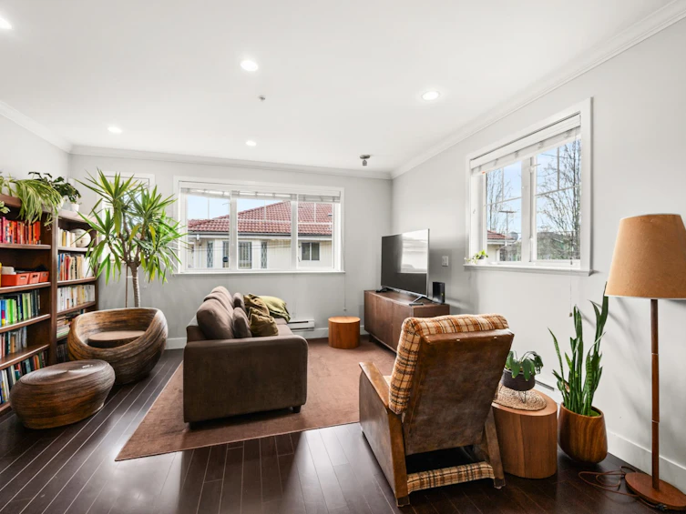 1407 E 28th Avenue, Vancouver, BC, V5N 2X3 - 10