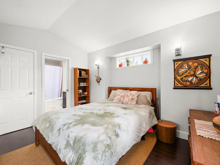 1407 E 28th Avenue, Vancouver, BC, V5N 2X3 - 16