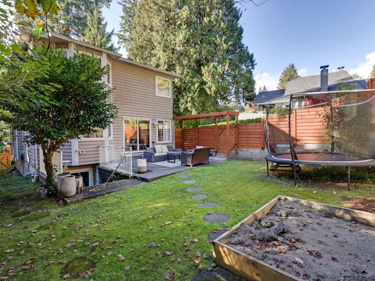 1400 Riverside Drive, North Vancouver, BC, V7H 1V5 - 34