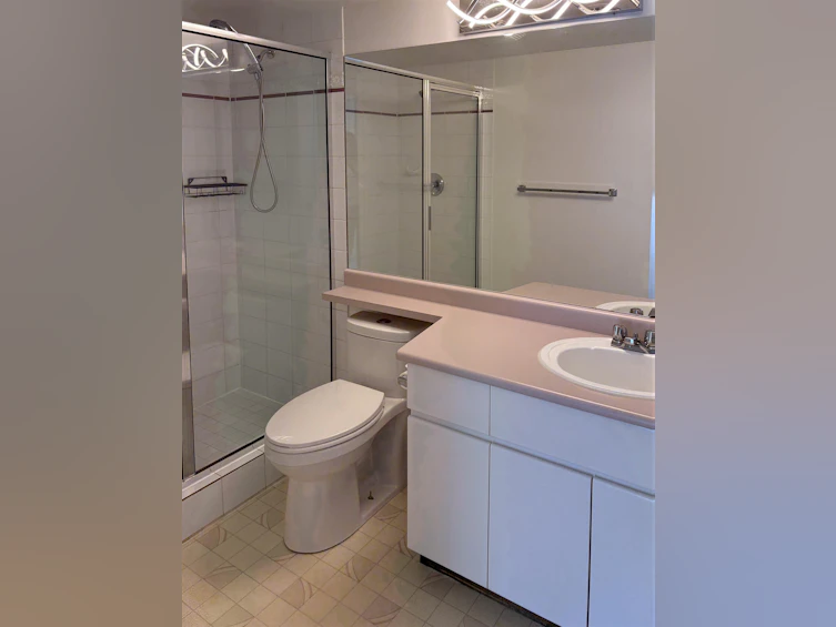 216-3250 W Broadway, Vancouver, BC, V6K 2H4 - 25