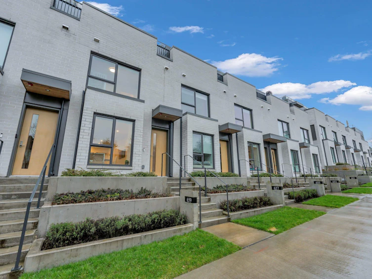 659 W 30th Avenue, Vancouver, BC, V5Z 0K4 - 31