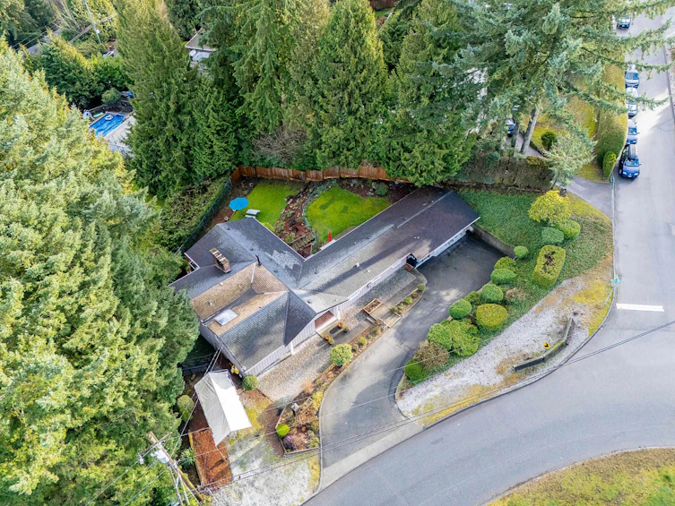 953 Ranch Park Way, Coquitlam, BC, V3C 2H7 - 34