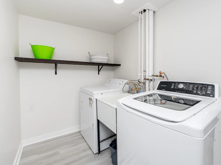953 Ranch Park Way, Coquitlam, BC, V3C 2H7 - 31