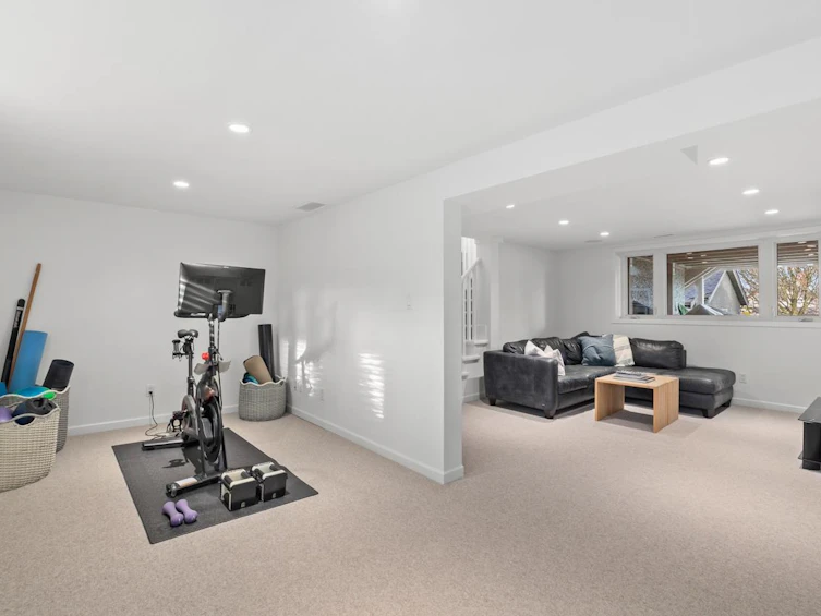 3881 W 14th Avenue, Vancouver, BC, V6R 2X1 - 31