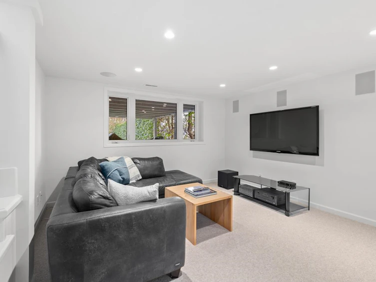 3881 W 14th Avenue, Vancouver, BC, V6R 2X1 - 30