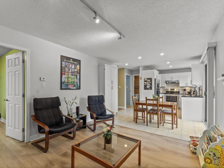 1241 Nestor Street, Coquitlam, BC, V3E 1H4 - 20