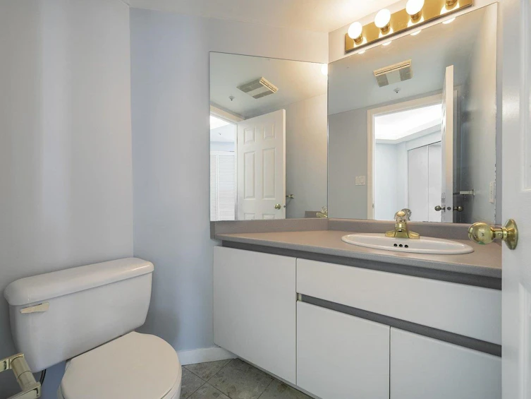1301-13383 108 Avenue, Surrey, BC, V3T 5T6 - 13