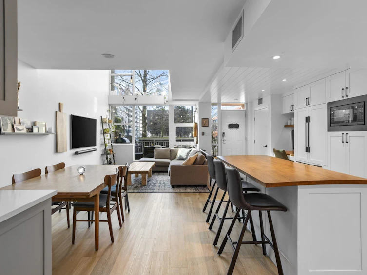 TH2-168 E Esplanade Avenue, North Vancouver, BC, V7L 4X8 - 9