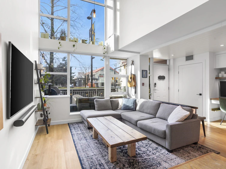 TH2-168 E Esplanade Avenue, North Vancouver, BC, V7L 4X8 - 3