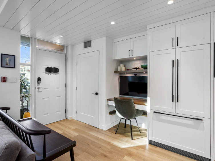 TH2-168 E Esplanade Avenue, North Vancouver, BC, V7L 4X8 - 14