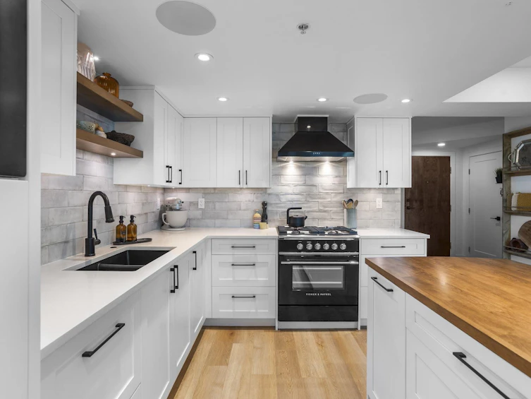 TH2-168 E Esplanade Avenue, North Vancouver, BC, V7L 4X8 - 12