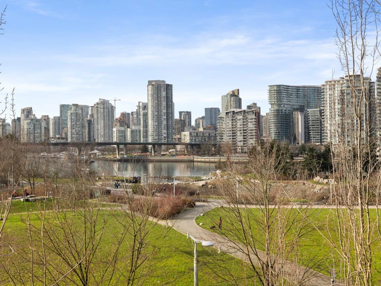 406-1616 Columbia Street, Vancouver, BC, V5Y 0B7 - 3
