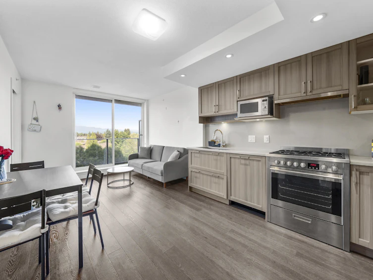 910-5470 Ormidale Street, Vancouver, BC, V5R 0G6 - 5