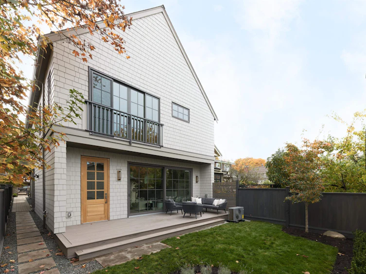 2-15 W 20th Avenue, Vancouver, BC, V5Y 2C2 - 38
