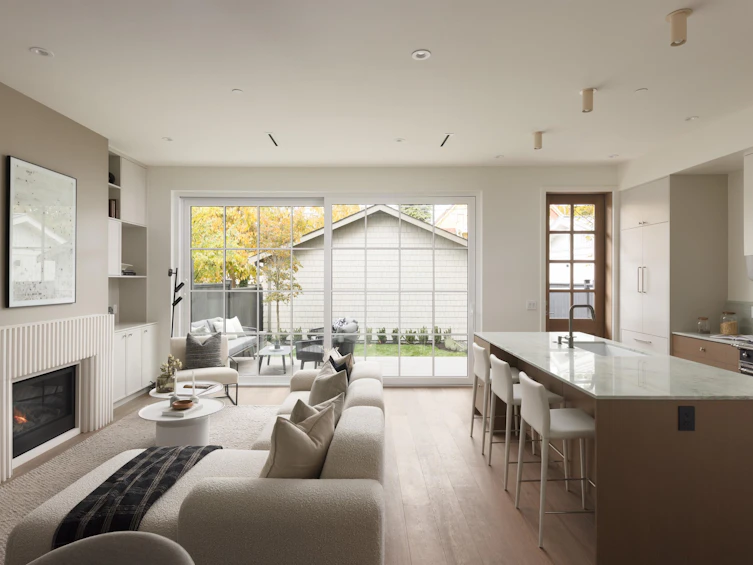 2-15 W 20th Avenue, Vancouver, BC, V5Y 2C2 - 6