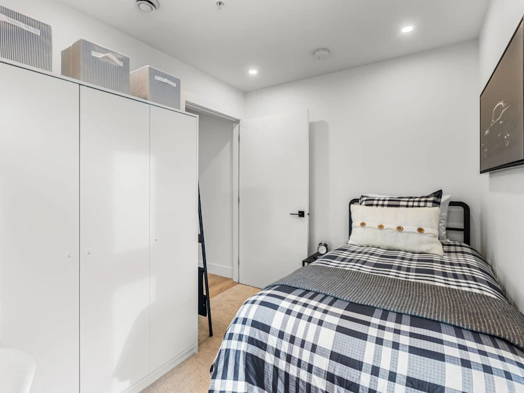 2632 Ward Street, Vancouver, BC, V5R 4S6 - 28