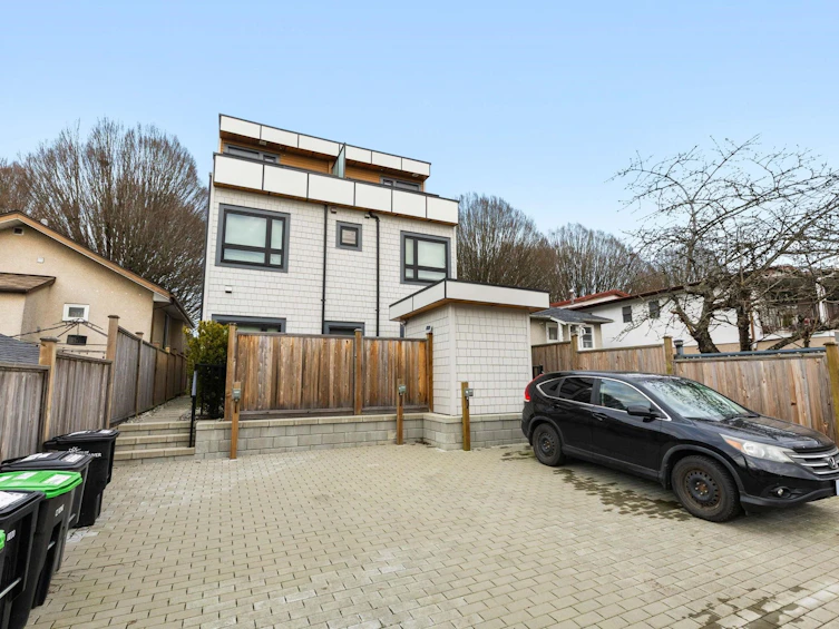 2632 Ward Street, Vancouver, BC, V5R 4S6 - 40