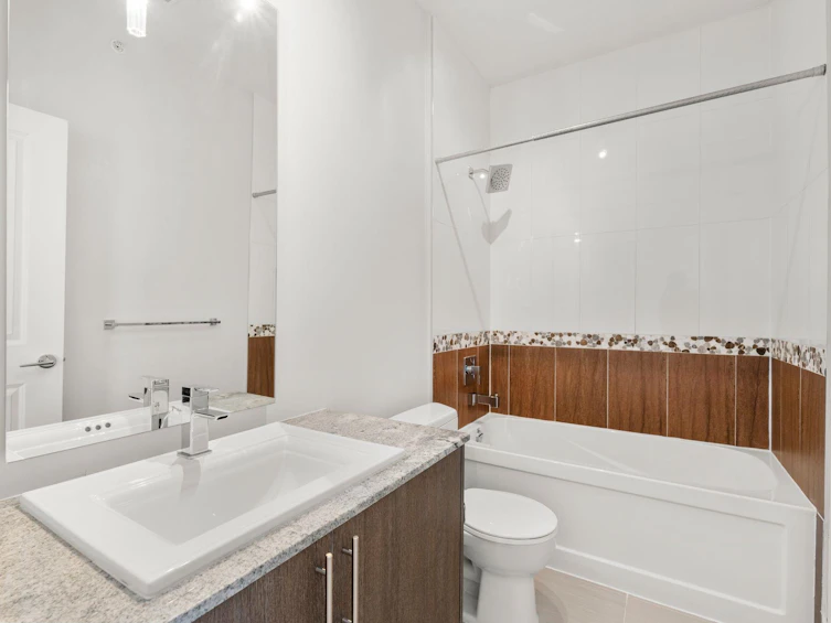 412-15956 86a Avenue, Surrey, BC, V4N 6N8 - 20