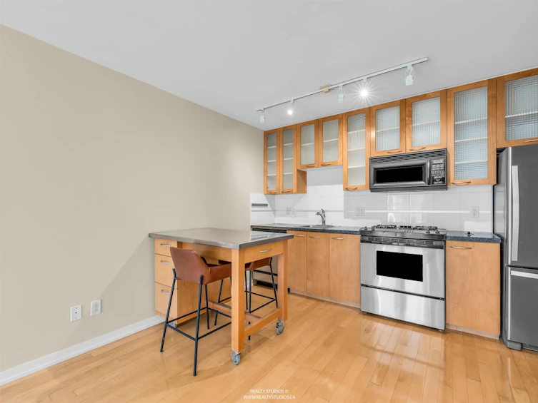 2208-969 Richards Street, Vancouver, BC, V6B 1A8 - 6