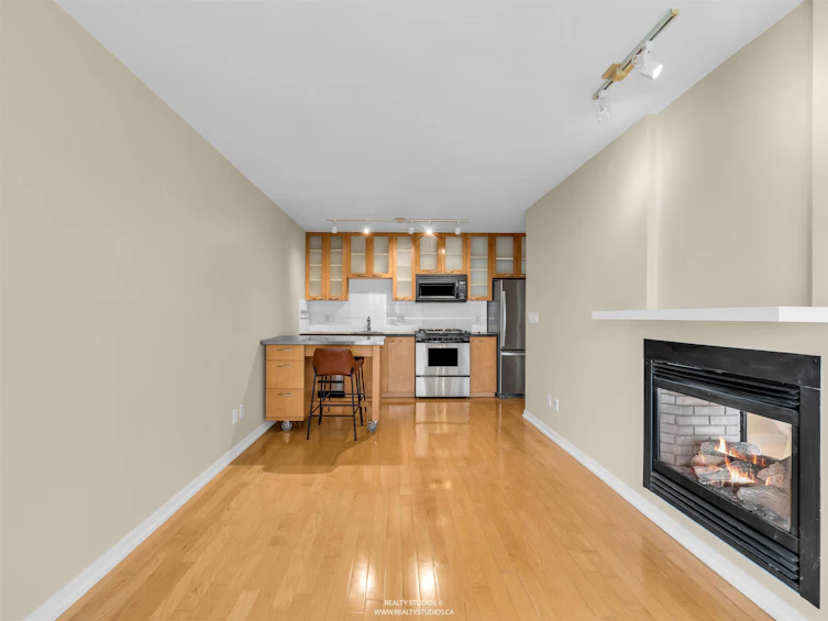 2208-969 Richards Street, Vancouver, BC, V6B 1A8 - 11