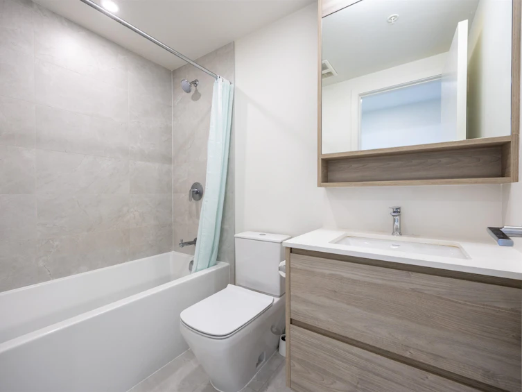 504-595 Austin Avenue, Coquitlam, BC, V3K 0G7 - 15