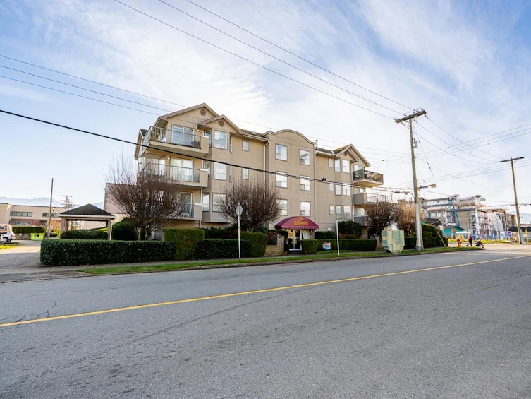 204-9400 Cook Street, Chilliwack, BC, V2P 4J6 - 4