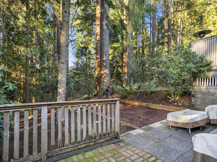 31 Deerwood Place, Port Moody, BC, V3H 4X7 - 32
