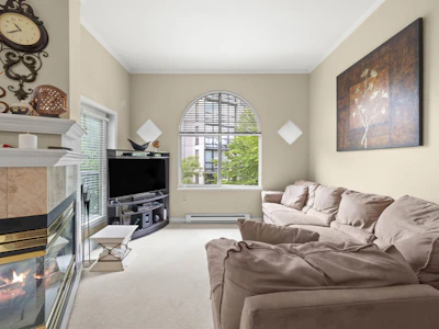 423-1185 Pacific Street - 3