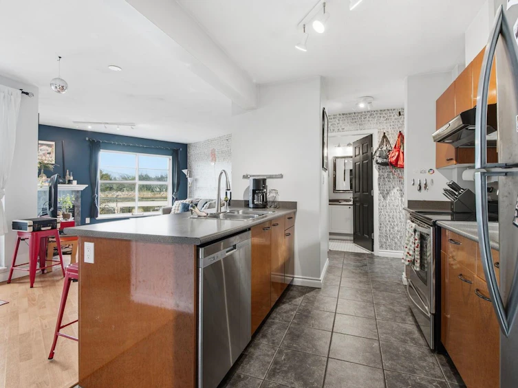 404-1688 E 8th Avenue, Vancouver, BC, V5N 1T5 - 13