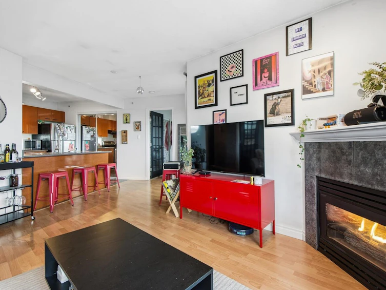 404-1688 E 8th Avenue, Vancouver, BC, V5N 1T5 - 8