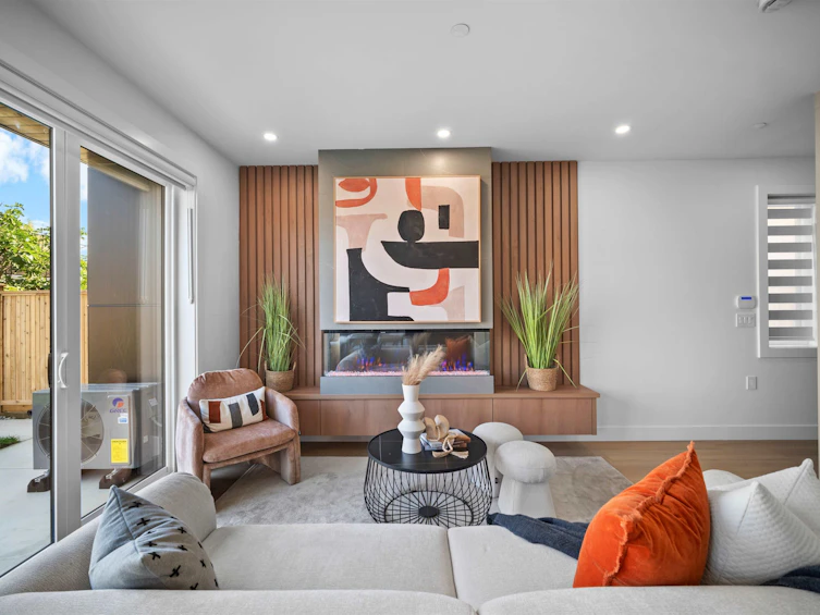 1-3563 E 25th Avenue, Vancouver, BC, V5R 1K3 - 3