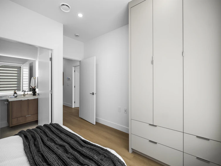 1-3563 E 25th Avenue, Vancouver, BC, V5R 1K3 - 9