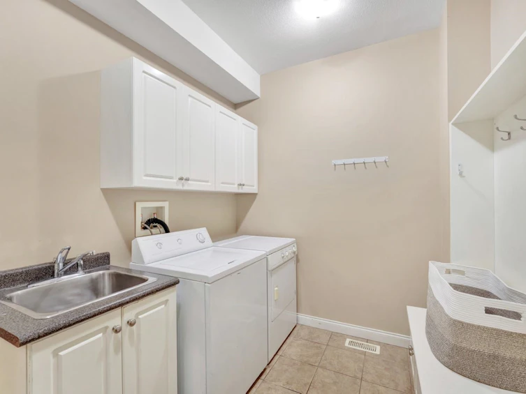 11378 240a Street, Maple Ridge, BC, V2W 0A4 - 11