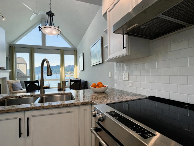406-378 Esplanade Avenue, Harrison Hot Springs, BC, V0M 1K0 - 5