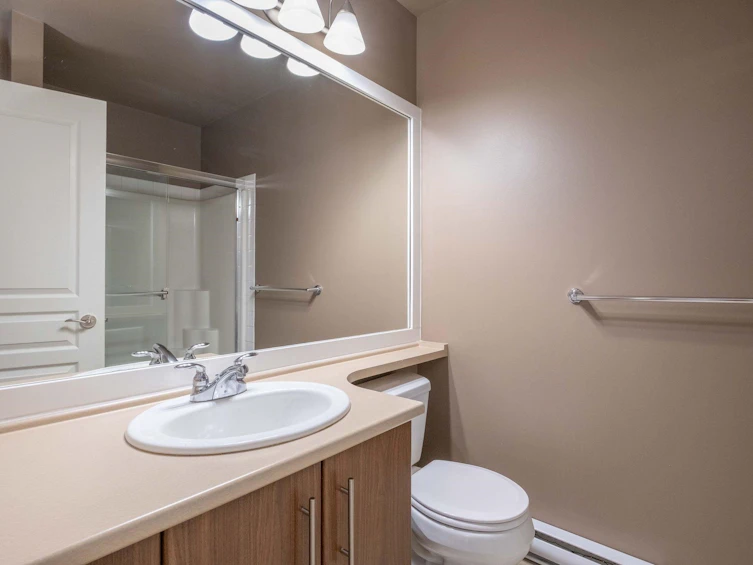24-8533 Cumberland Place, Burnaby, BC, V3N 5C1 - 23